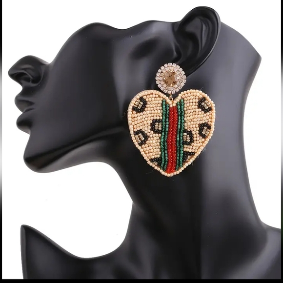 Jewelry - Fashion Heart Beaded Earrings